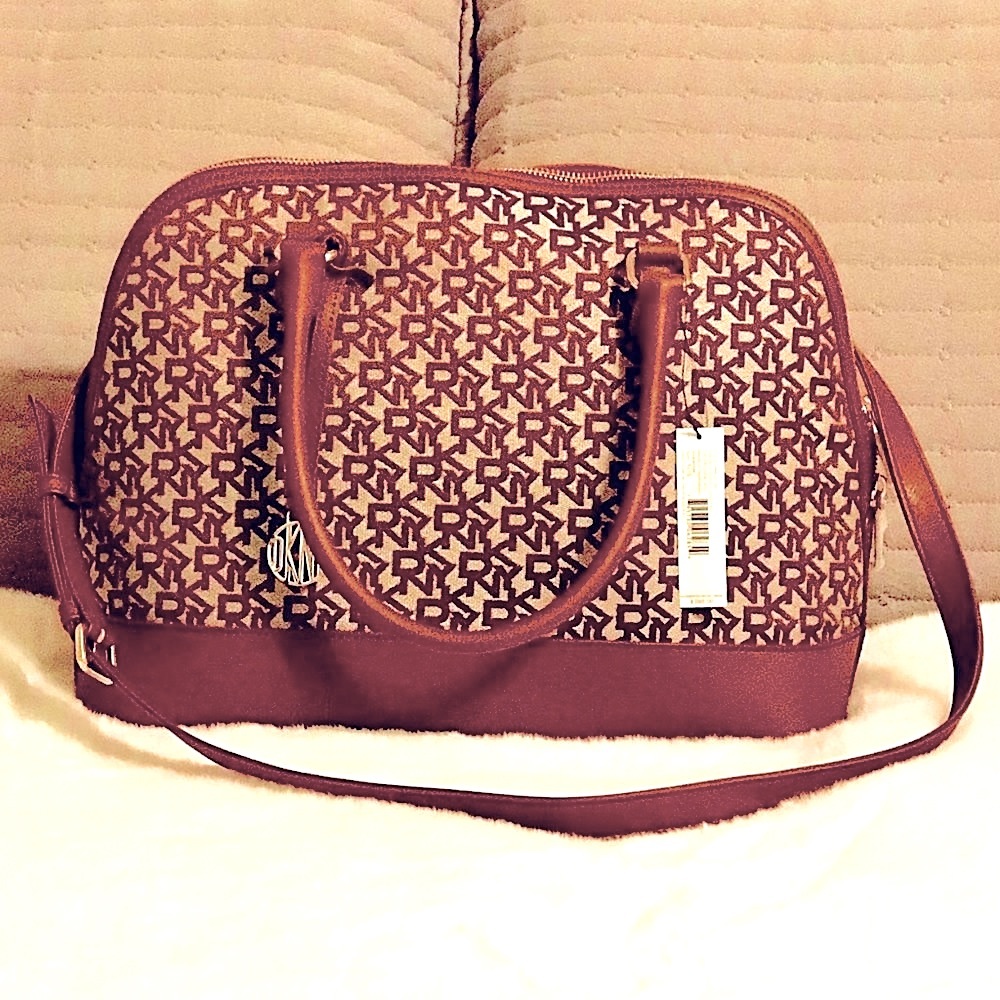 DKNY NWT Heritage Logo Satchel
